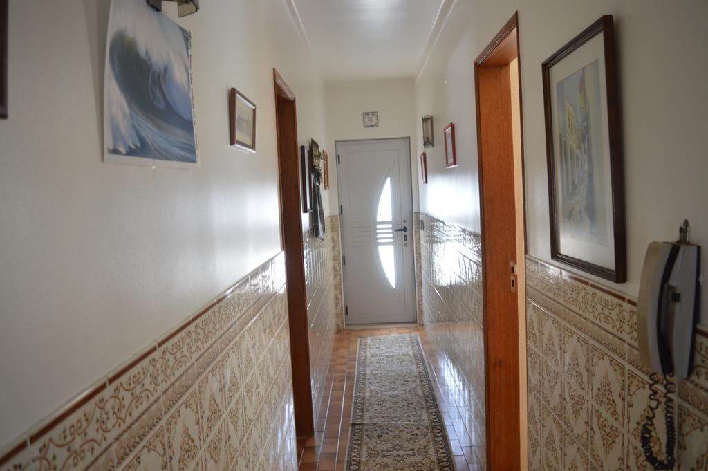 Holidays 71 Nazaré Chambre photo